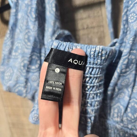 Aqua Blue Medallian Print Smocked Halter Crop Top NWOT - Picture 4 of 4